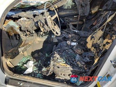 Zdjęcie 7 z 11 samochodu: 2008 BMW 528 I VIN:WBANU53548CT17592 - miniatura