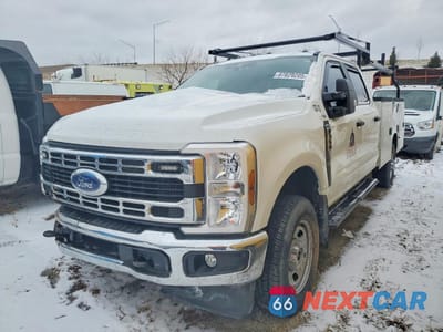 2025 FORD F350 SUPER DUTY 1FD8W3FN8SEC57575 - główne zdjęcie licytacji z USA - miniatura
