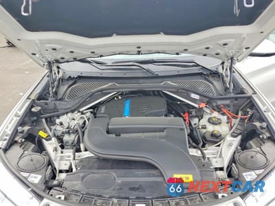 Zdjęcie 12 z 12 samochodu: 2016 BMW X5 XDR40E VIN:5UXKT0C52G0S77622 - miniatura