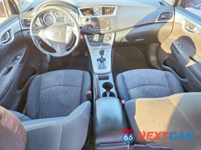 Zdjęcie 8 z 12 samochodu: 2015 NISSAN SENTRA S VIN:3N1AB7AP4FL659023 - miniatura