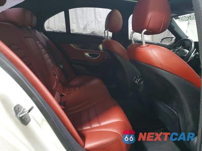 Zdjęcie 10 z 11 samochodu: 2018 MERCEDES-BENZ C 43 4MATIC AMG VIN:55SWF6EB7JU255929 - miniatura