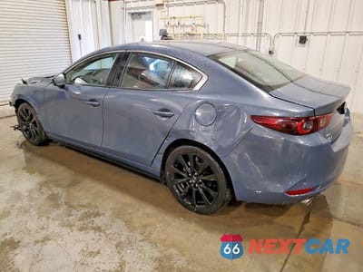 Drugie zdjęcie samochodu z przodu: 2024 MAZDA 3 PREFERRED VIN:3MZBPBCMXRM414019 - miniatura