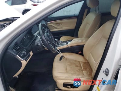 Zdjęcie 7 z 12 samochodu: 2016 BMW 535 I VIN:WBA5B1C56GG131638 - miniatura