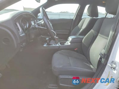 Zdjęcie 7 z 11 samochodu: 2019 DODGE CHARGER SXT VIN:2C3CDXBG0KH542240 - miniatura