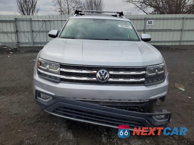 Piąte zdjęcie samochodu w środku: 2018 VOLKSWAGEN ATLAS SEL VIN:1V2MR2CA1JC502201 - miniatura