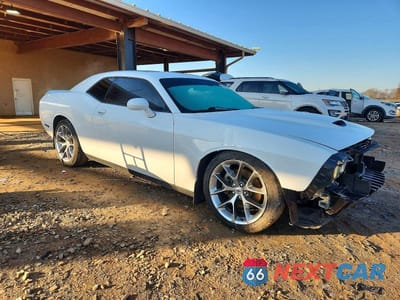 Czwarte zdjęcie samochodu z boku: 2021 DODGE CHALLENGER GT VIN:2C3CDZJG1MH597053 - miniatura