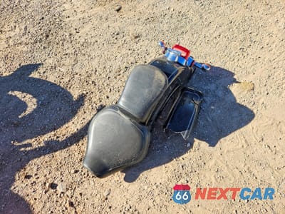 Zdjęcie 9 z 10 samochodu: 2003 SUZUKI VL800 VIN:JS1VS54A032106483 - miniatura