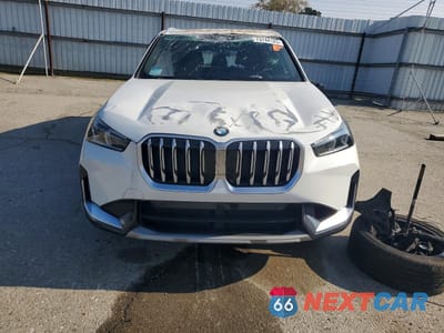Piąte zdjęcie samochodu w środku: 2023 BMW X1 XDRIVE28I VIN:WBX73EF03P5Y06327 - miniatura