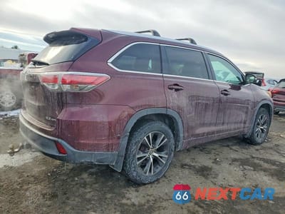 Trzecie zdjęcie samochodu z tyłu: 2016 TOYOTA HIGHLANDER XLE VIN:5TDJKRFH6GS259177 - miniatura
