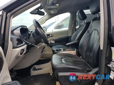 Zdjęcie 7 z 13 samochodu: 2020 CHRYSLER PACIFICA TOURING L VIN:2C4RC1BG7LR277009 - miniatura