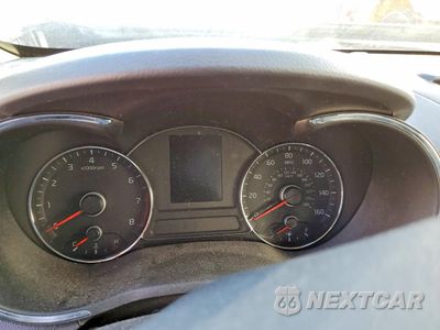 Zdjęcie 9 z 12 samochodu: 2016 KIA FORTE LX VIN:KNAFX4A67G5609175 - miniatura