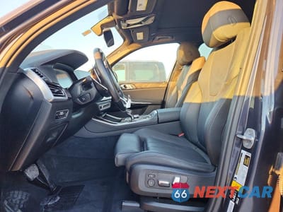 Zdjęcie 7 z 14 samochodu: 2020 BMW X5 XDRIVE40I VIN:5UXCR6C04L9B52544 - miniatura