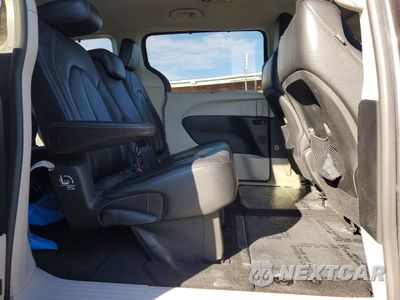 Zdjęcie 11 z 14 samochodu: 2017 CHRYSLER PACIFICA TOURING L VIN:2C4RC1BG3HR752243 - miniatura