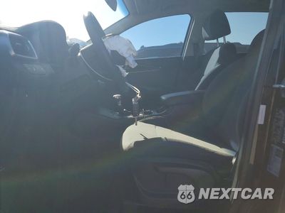 Zdjęcie 7 z 13 samochodu: 2019 KIA SORENTO L VIN:5XYPG4A3XKG439665 - miniatura