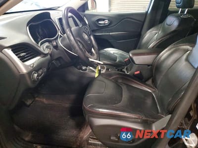 Zdjęcie 7 z 13 samochodu: 2016 JEEP CHEROKEE TRAILHAWK VIN:1C4PJMBS8GW208779 - miniatura