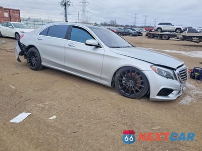 Czwarte zdjęcie samochodu z boku: 2016 MERCEDES-BENZ S 550 4MATIC VIN:WDDUG8FB8GA212417 - miniatura