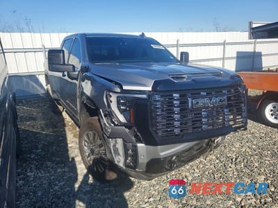 Czwarte zdjęcie samochodu z boku: 2025 GMC SIERRA K3500 DENALI ULTIMATE VIN:1GT4UYEY7SF231559 - miniatura