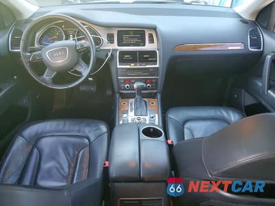 Zdjęcie 8 z 12 samochodu: 2015 AUDI Q7 PREMIUM PLUS VIN:WA1LGAFE7FD020839 - miniatura