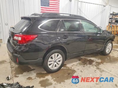 Trzecie zdjęcie samochodu z tyłu: 2019 SUBARU OUTBACK 2.5I PREMIUM VIN:4S4BSAFC3K3268287 - miniatura