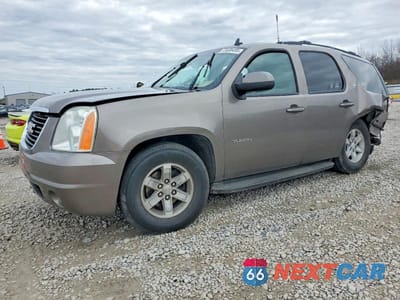 2012 GMC YUKON 1GKS1CE06CR218917 - główne zdjęcie licytacji z USA - miniatura