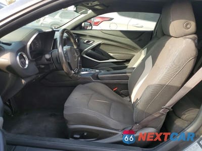 Zdjęcie 7 z 12 samochodu: 2017 CHEVROLET CAMARO LT VIN:1G1FB1RX5H0164584 - miniatura