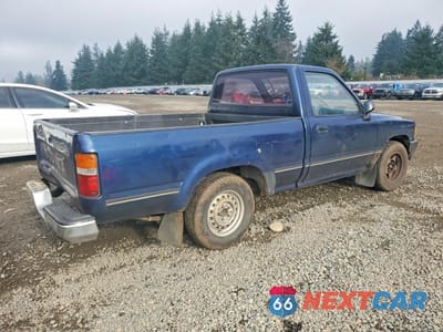 Trzecie zdjęcie samochodu z tyłu: 1991 TOYOTA PICKUP 1/2 TON SHORT WHEELBASE VIN:JT4RN81A2M5128456 - miniatura