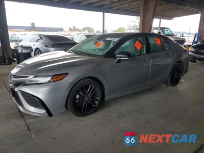 2022 TOYOTA CAMRY HYBRID XSE 4T1K31AK3NU043894 - główne zdjęcie licytacji z USA - miniatura