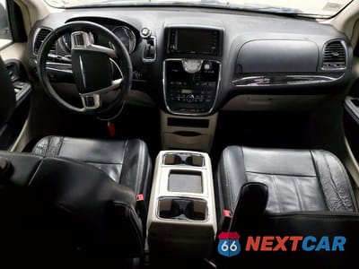 Zdjęcie 8 z 13 samochodu: 2015 CHRYSLER TOWN & COUNTRY TOURING VIN:2C4RC1BG8FR521240 - miniatura