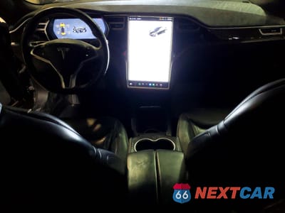 Zdjęcie 8 z 15 samochodu: 2016 TESLA MODEL S VIN:5YJSA1E23GF144157 - miniatura