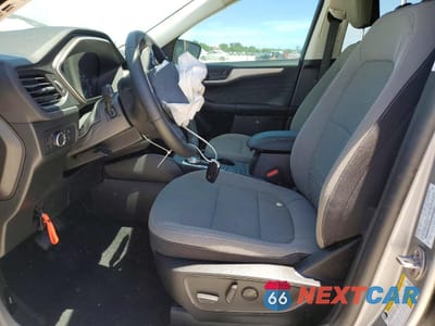 Zdjęcie 7 z 13 samochodu: 2022 FORD ESCAPE SE VIN:1FMCU0G64NUB89405 - miniatura