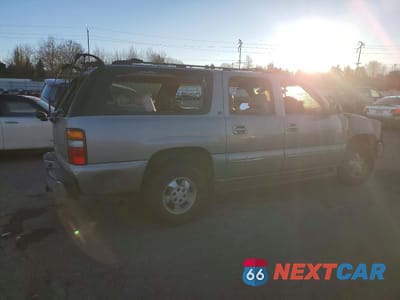 Trzecie zdjęcie samochodu z tyłu: 2002 CHEVROLET SUBURBAN K1500 VIN:1GNFK16Z42J239345 - miniatura