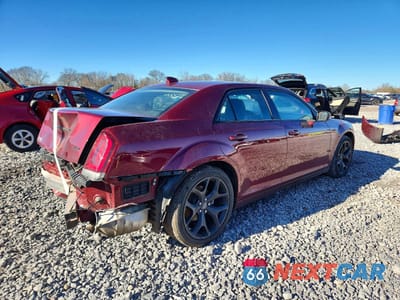 Trzecie zdjęcie samochodu z tyłu: 2023 CHRYSLER 300 TOURING VIN:2C3CCAAG4PH688164 - miniatura