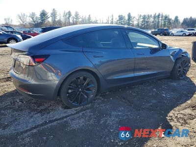 Trzecie zdjęcie samochodu z tyłu: 2020 TESLA MODEL 3 VIN:5YJ3E1EA0LF662611 - miniatura