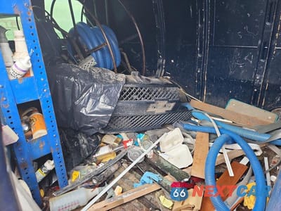 Zdjęcie 10 z 12 samochodu: 2006 CHEVROLET EXPRESS 2500 UTILITY / SERVICE VAN VIN:1GCGG25V261163827 - miniatura