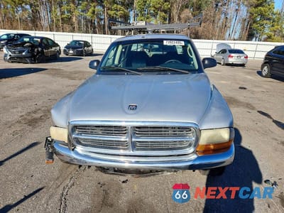 Piąte zdjęcie samochodu w środku: 2001 DODGE DAKOTA VIN:1B7HL2AN41S259323 - miniatura