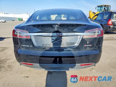 Zdjęcie 6 z 13 samochodu: 2015 TESLA MODEL S P85D VIN:5YJSA1H46FF085360 - miniatura