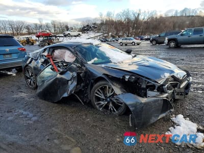 Czwarte zdjęcie samochodu z boku: 2019 BMW I8 VIN:WBY2Z4C5XKVB81807 - miniatura