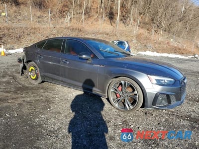 Czwarte zdjęcie samochodu z boku: 2021 AUDI S5 PREMIUM PLUS VIN:WAUC4DF57MA016589 - miniatura