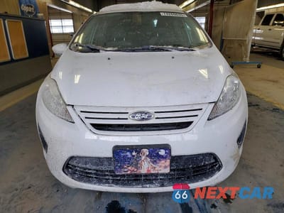 Piąte zdjęcie samochodu w środku: 2013 FORD FIESTA S VIN:3FADP4AJ4DM153274 - miniatura
