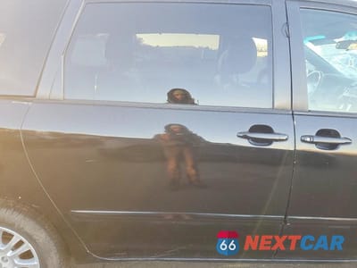Zdjęcie 11 z 12 samochodu: 2010 TOYOTA SIENNA VIN:5TDDK4CC0AS031997 - miniatura