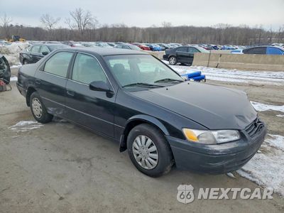 Czwarte zdjęcie samochodu z boku: 1999 TOYOTA CAMRY CE VIN:4T1BG22K2XU448415 - miniatura
