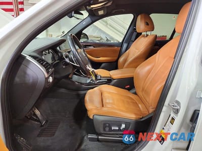 Zdjęcie 7 z 12 samochodu: 2018 BMW X3 XDRIVE30I VIN:5UXTR9C56JLC75601 - miniatura