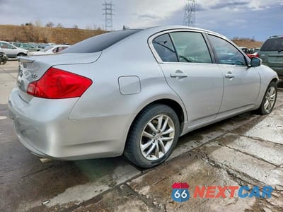 Trzecie zdjęcie samochodu z tyłu: 2011 INFINITI G37 SEDAN X VIN:JN1CV6AR8BM401471 - miniatura