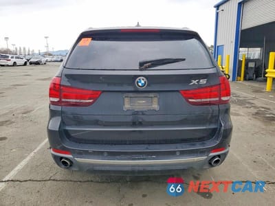 Zdjęcie 6 z 12 samochodu: 2016 BMW X5 SDRIVE35I VIN:5UXKR2C5XG0H42872 - miniatura