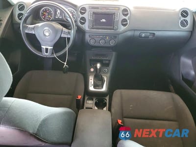 Zdjęcie 8 z 12 samochodu: 2018 VOLKSWAGEN TIGUAN LIMITED VIN:WVGAV7AX2JK002019 - miniatura