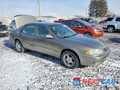 Czwarte zdjęcie samochodu z boku: 2001 MAZDA 626 ES VIN:1YVGF22CX15239215 - miniatura