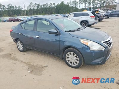 Czwarte zdjęcie samochodu z boku: 2016 NISSAN VERSA VIN:3N1CN7AP7GL880505 - miniatura