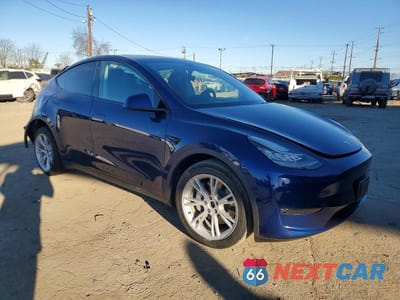 Czwarte zdjęcie samochodu z boku: 2022 TESLA MODEL Y VIN:7SAYGDEEXNF429524 - miniatura