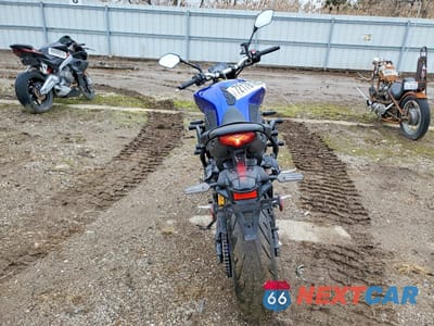Czwarte zdjęcie samochodu z boku: 2023 YAMAHA MT09 VIN:JYARN71E3PA004958 - miniatura