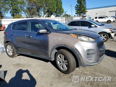 Czwarte zdjęcie samochodu z boku: 2019 KIA SPORTAGE LX VIN:KNDPM3AC5K7512991 - miniatura